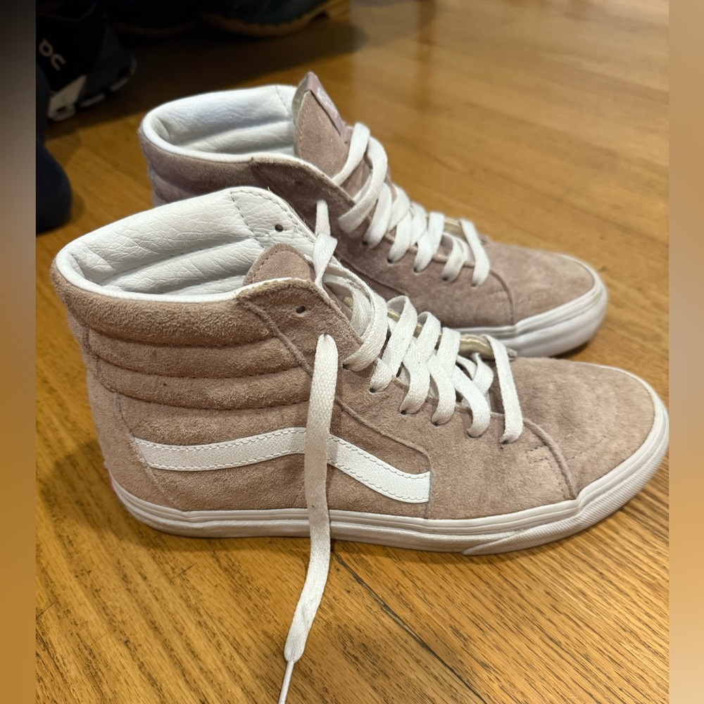 Vans Women’s 7.5 High tops